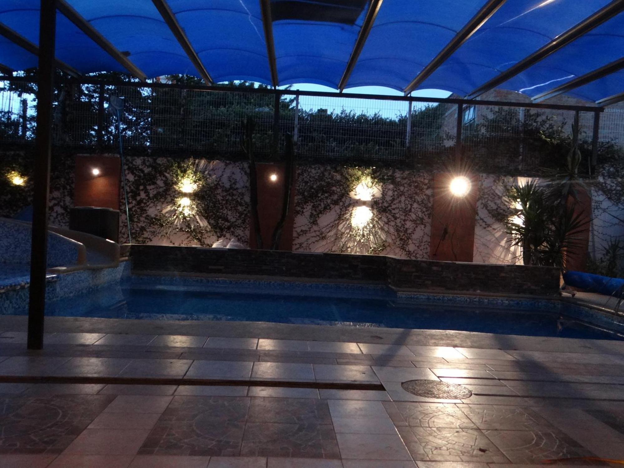 Hostal Vitta Guadalajara Exterior foto